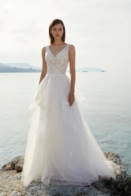 L1069-trouwjurk-orea-sposa-1